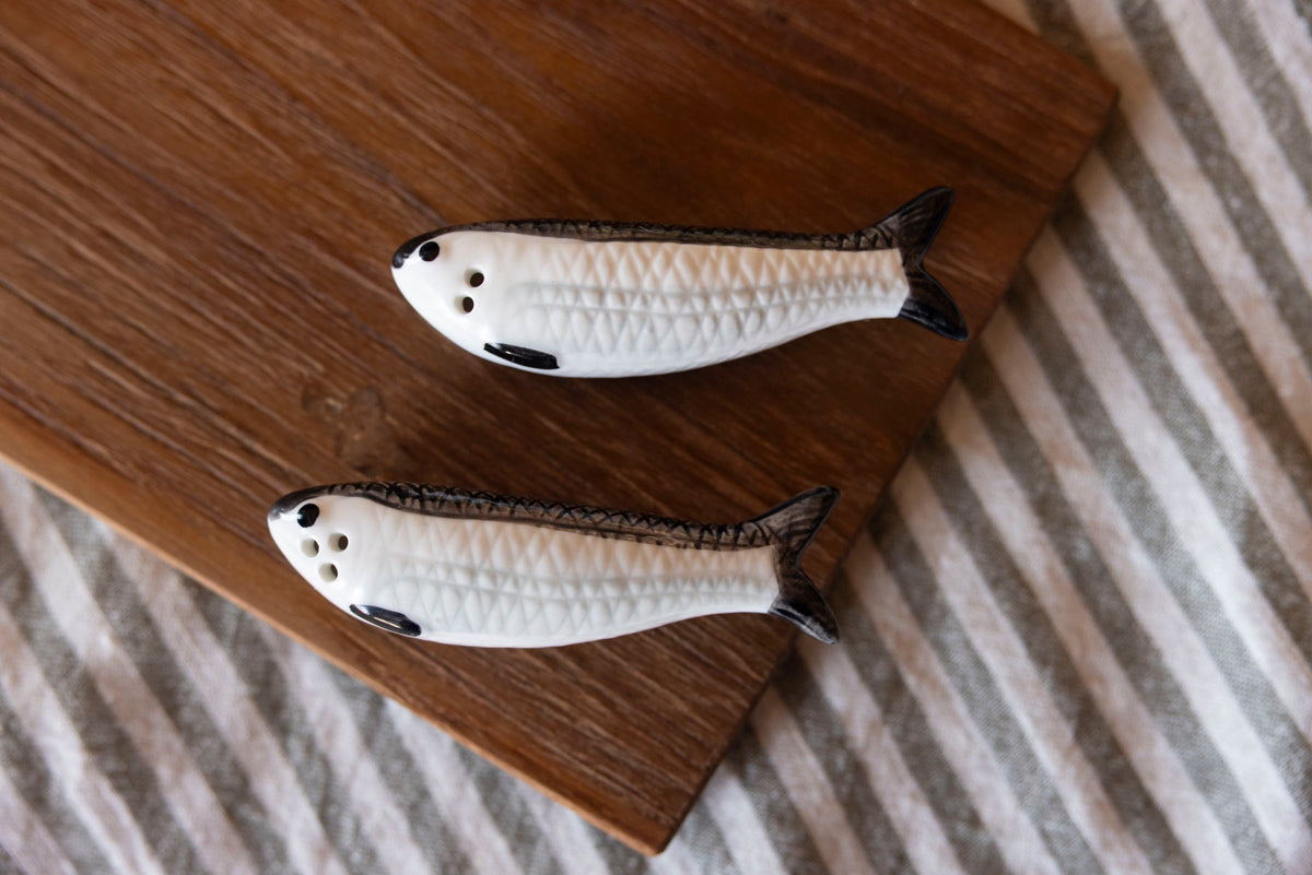 Salt and pepper mill: Anchovies